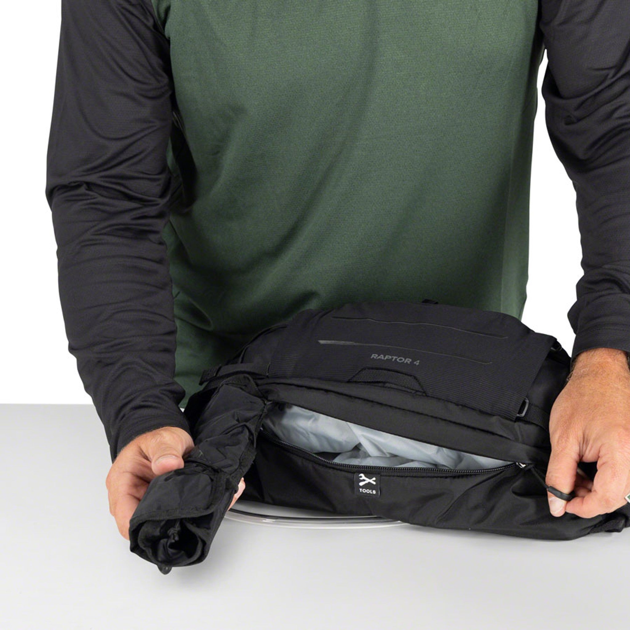 Raptor Lumbar Hydration Pack