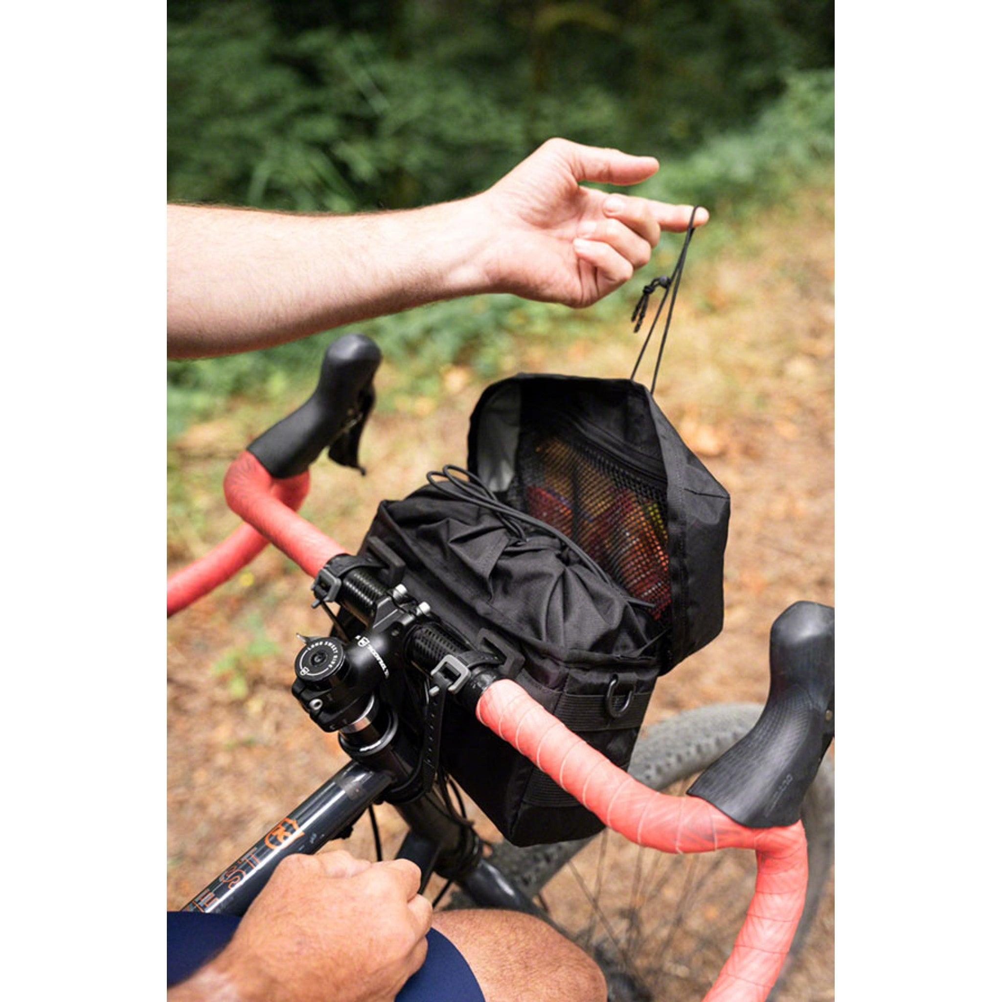 Capstone Handlebar Bag - Black