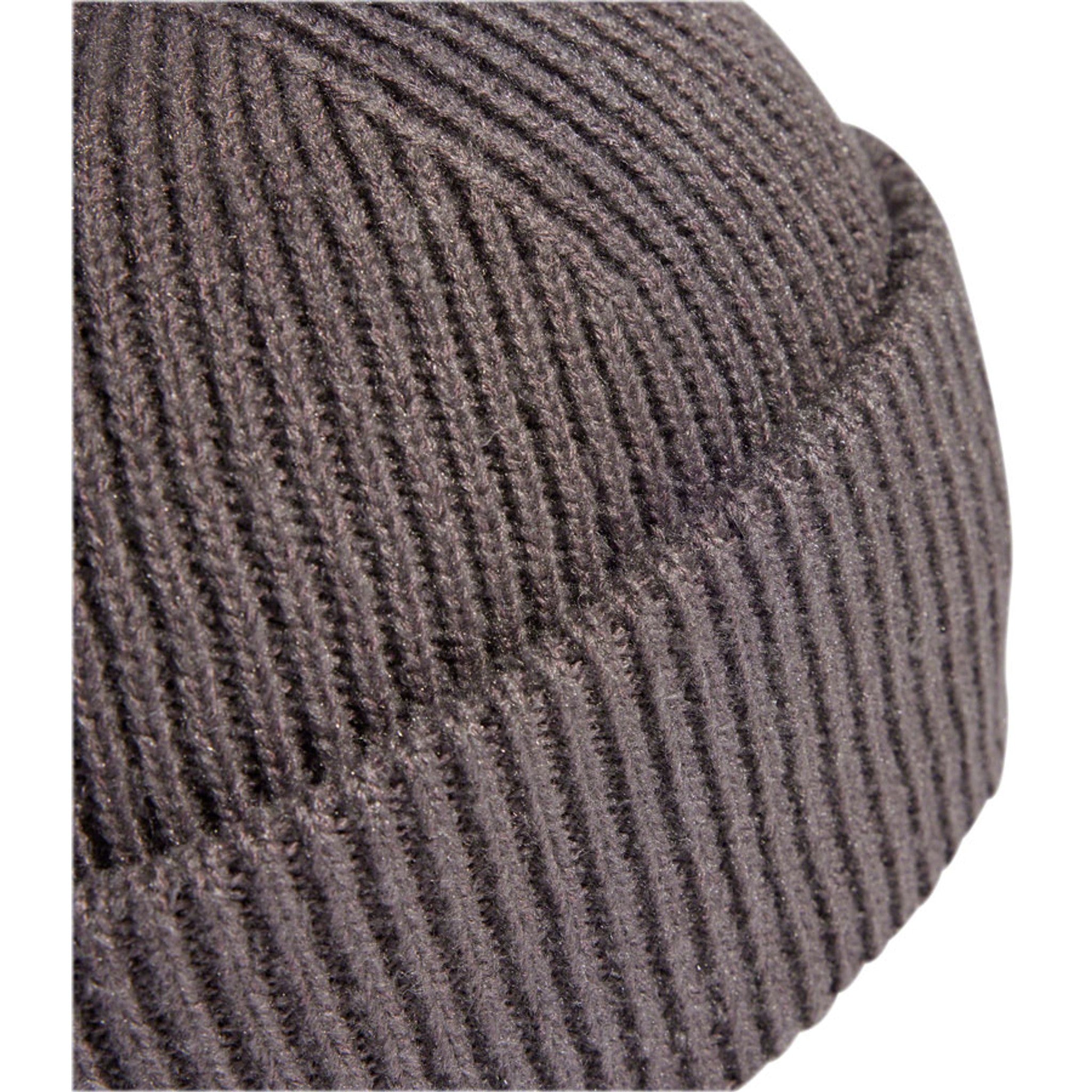L Beanie