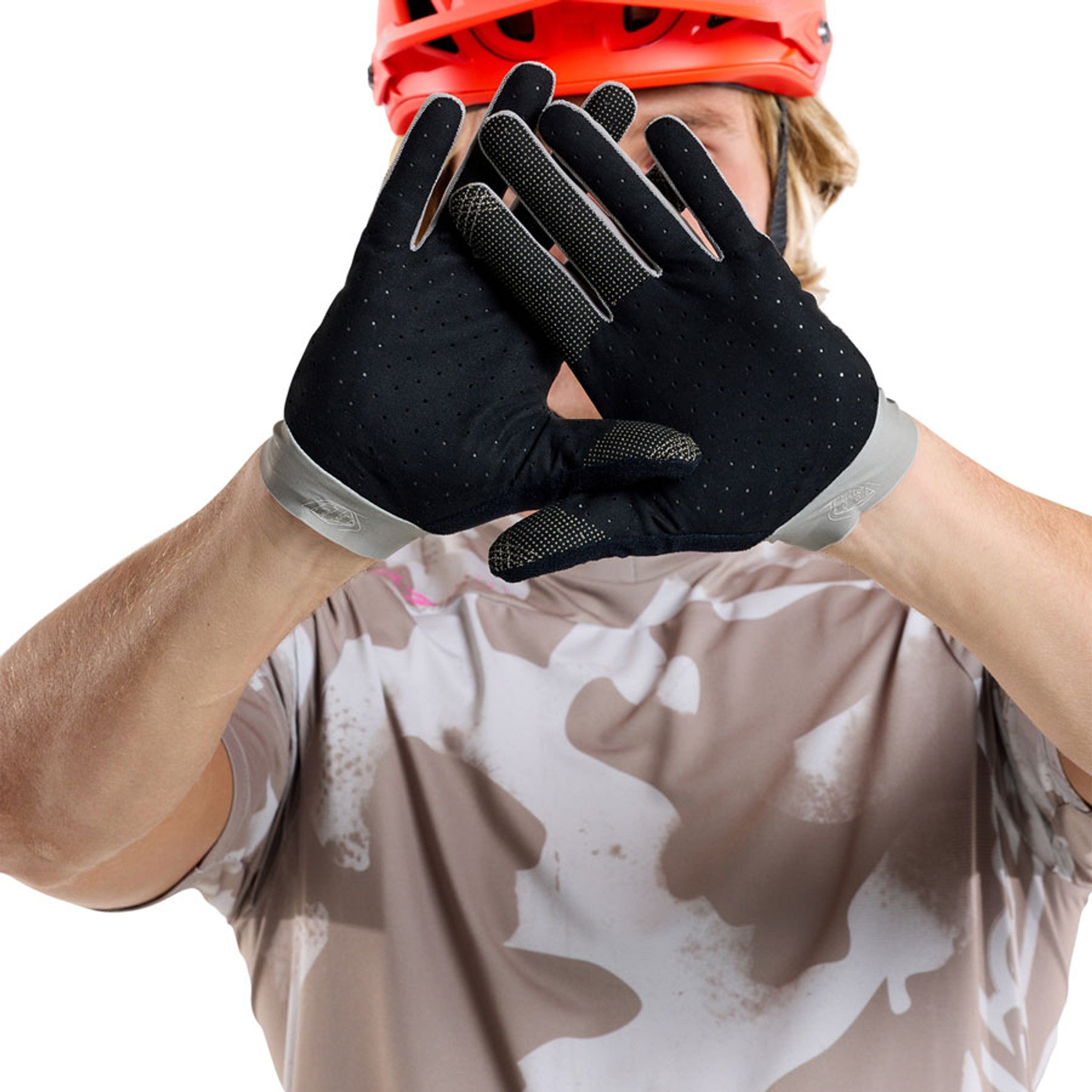 Ace 2.0 Gloves
