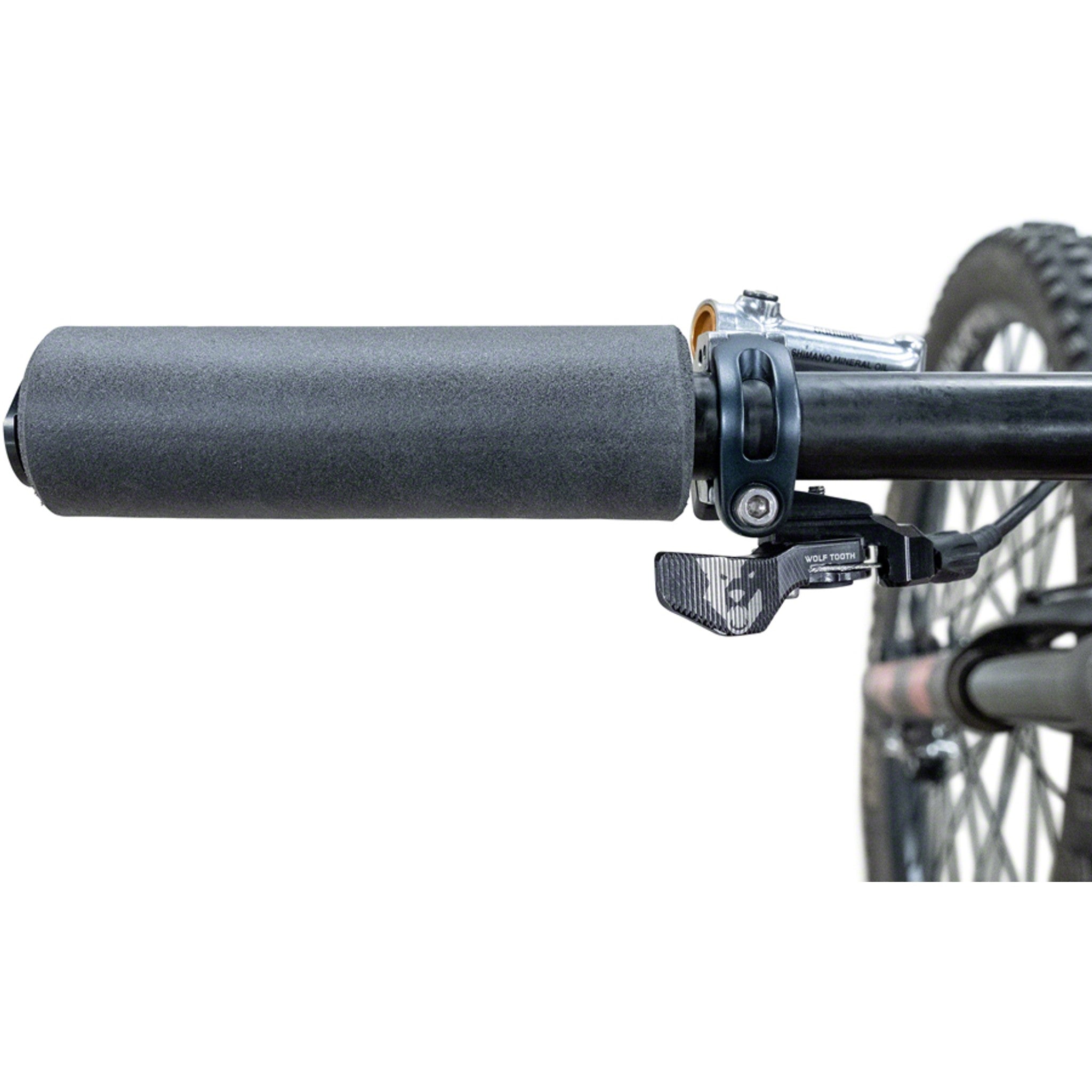 Wolf Tooth Mega Fat Paw Grips - Black