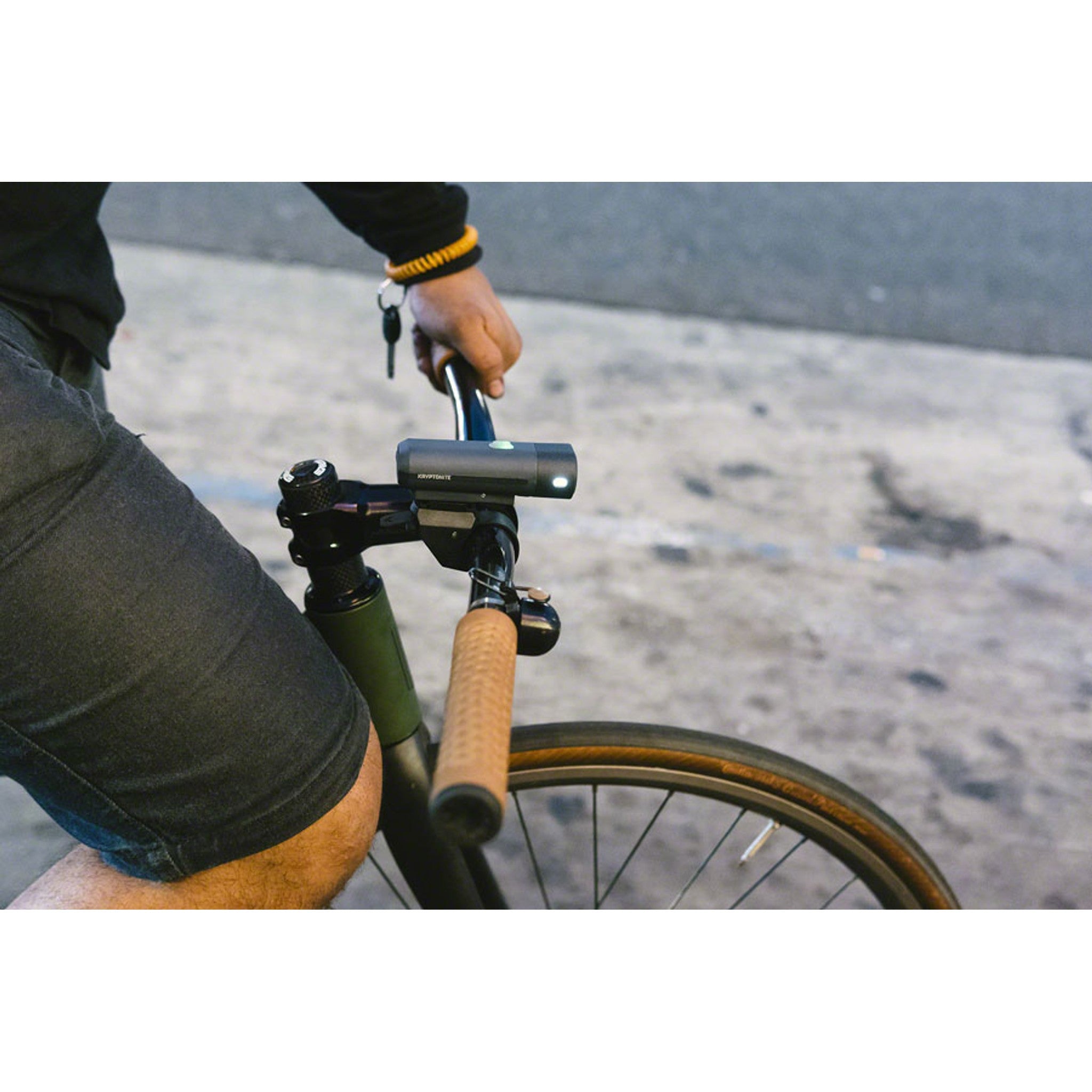 Alley F-650 Headlight and Avenue R-50 Taillight Set