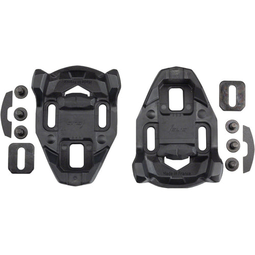 Iclic Cleats