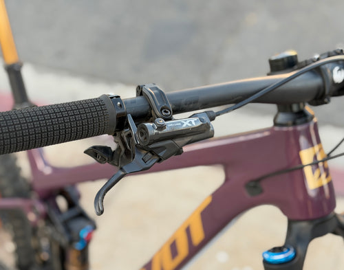 USED 2026 Pivot Trail Cat SL Pro XT DI2 W/Carbon wheel upgrade