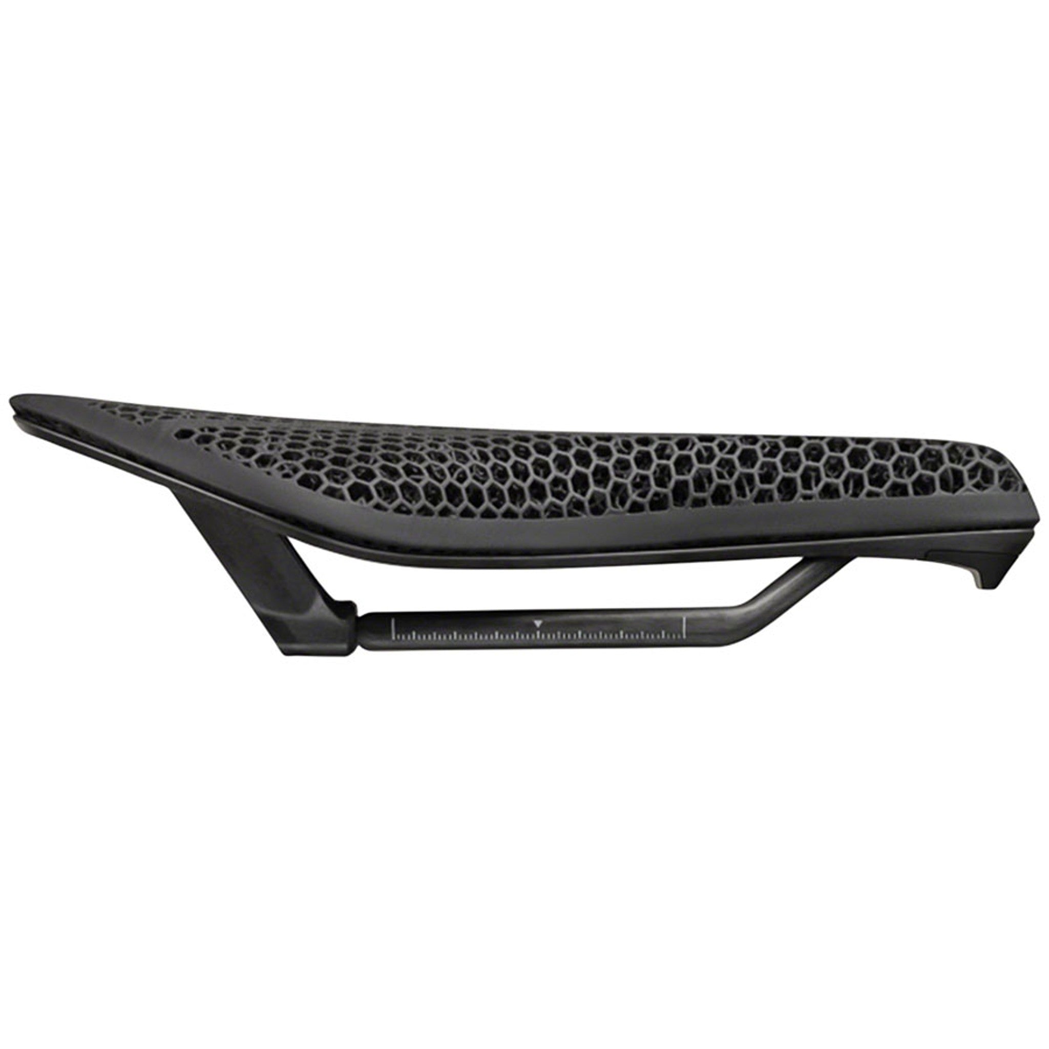 Transiro Aeris Short Distance R1 Adaptive Saddle - Carbon, 135mm, Black