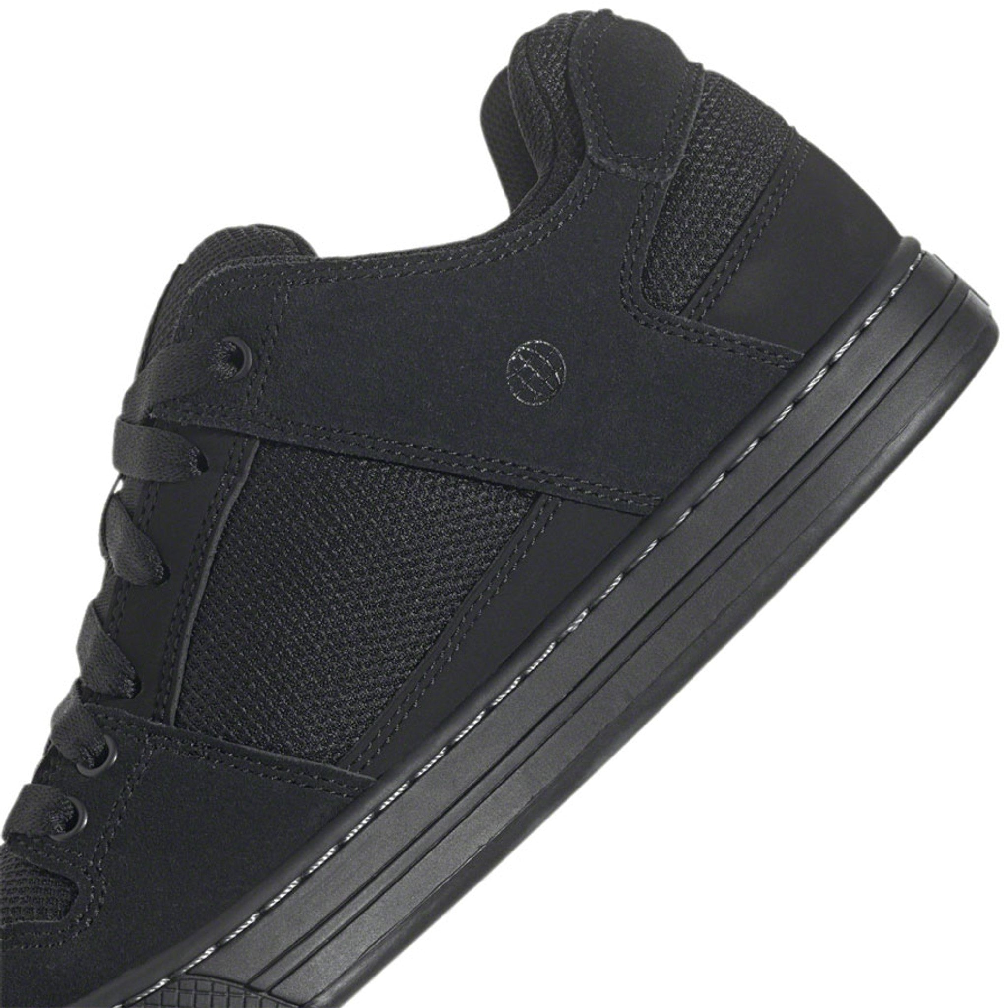 Freerider Flat Shoes - Men's, Core Black/Gray Three/Core Black