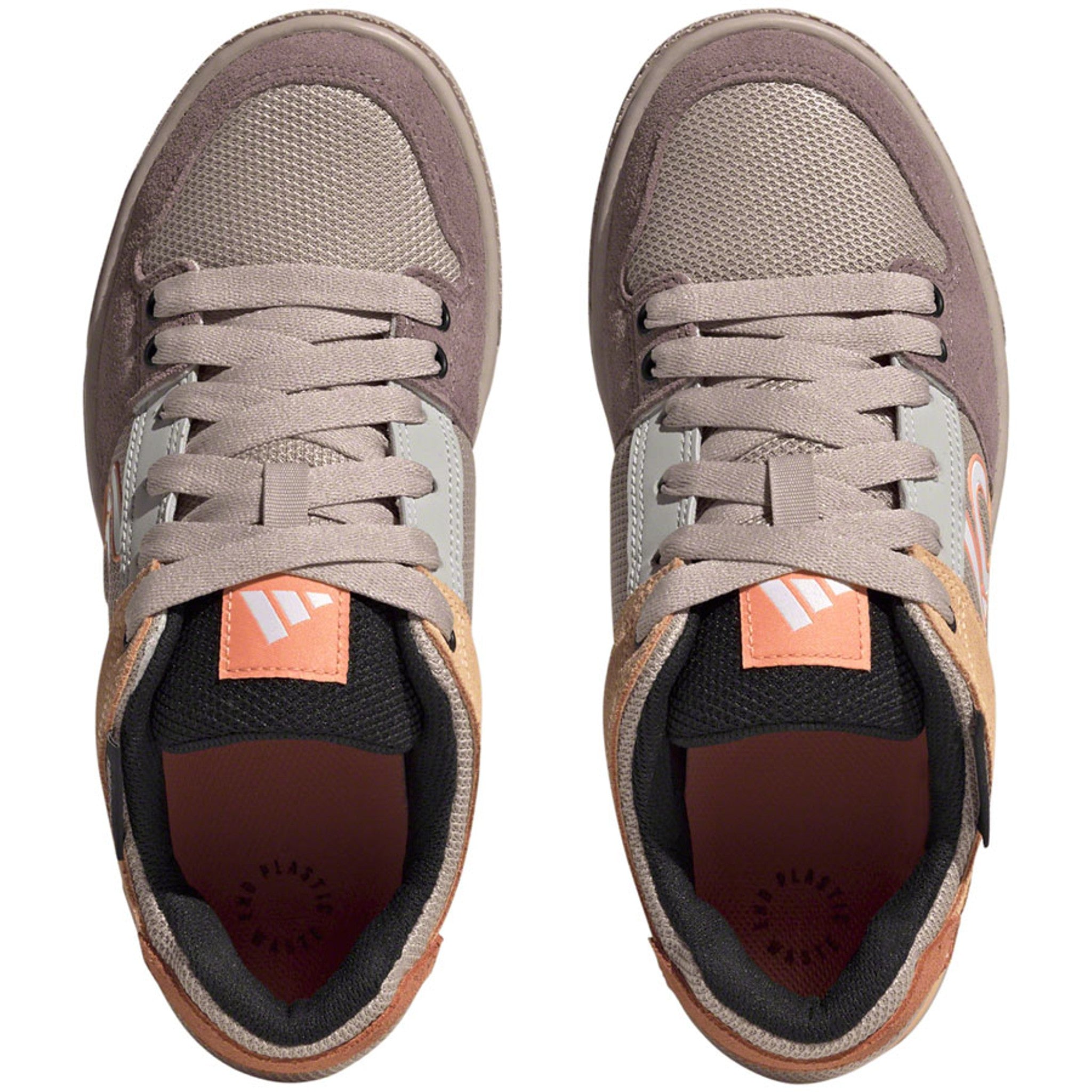 Freerider Flat Shoes - Women's, Wonder Taupe/Ftwr White/Acid Orange