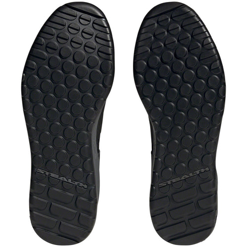 Trailcross LT Flat Shoes - Men's, Black/Gray Two/Solar Red