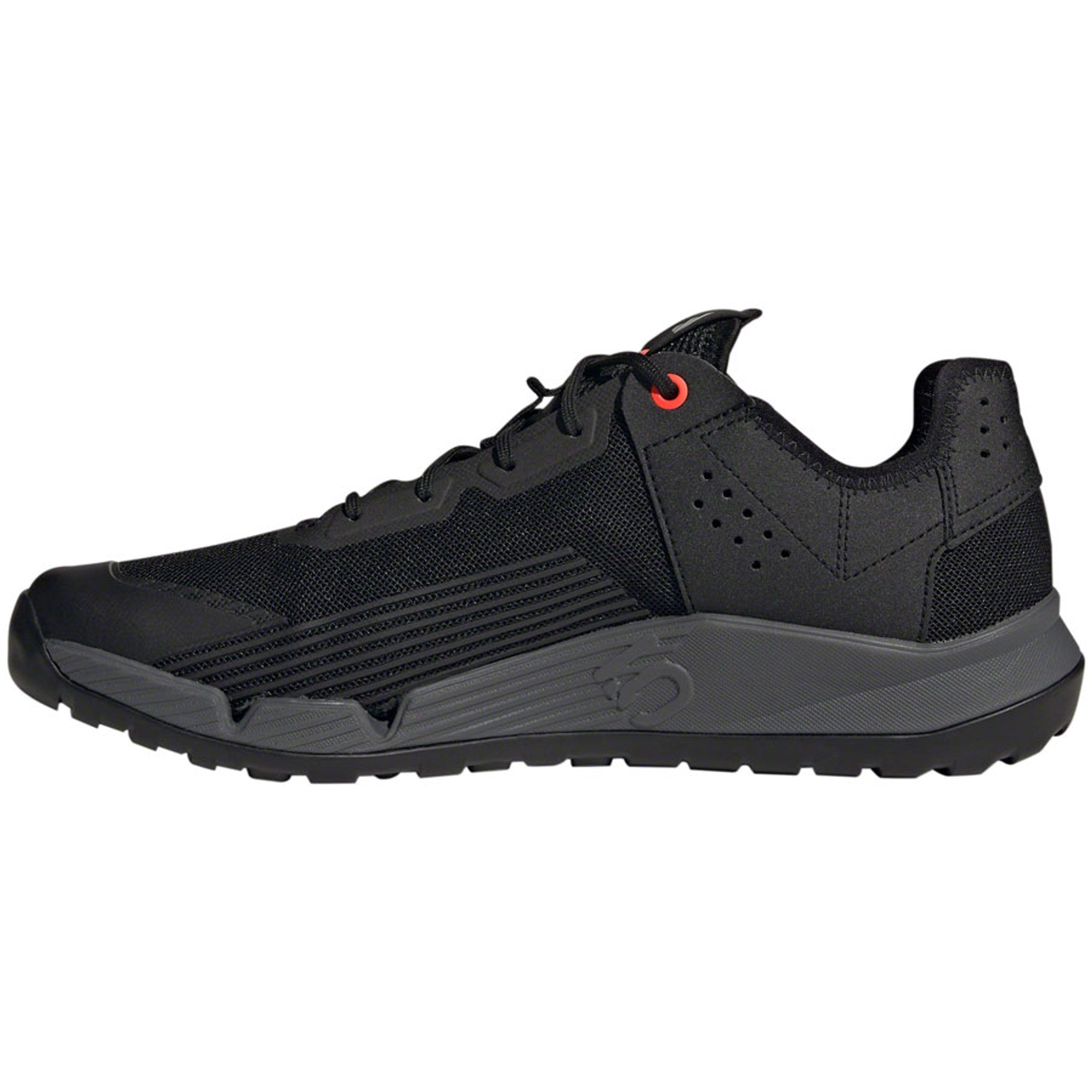 Trailcross LT Flat Shoes - Men's, Black/Gray Two/Solar Red