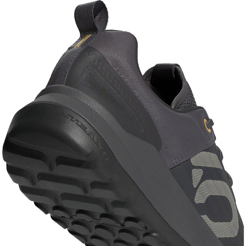 Trailcross LT Flat Shoes - Men's, Charcoal/Putty Gray/Oat