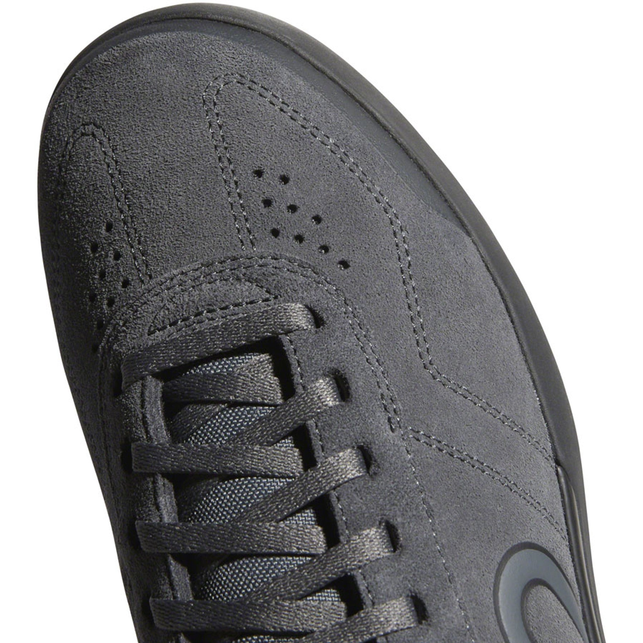 Sleuth DLX Flat Shoes - Men's, Gray Six / Core Black / Matte Gold