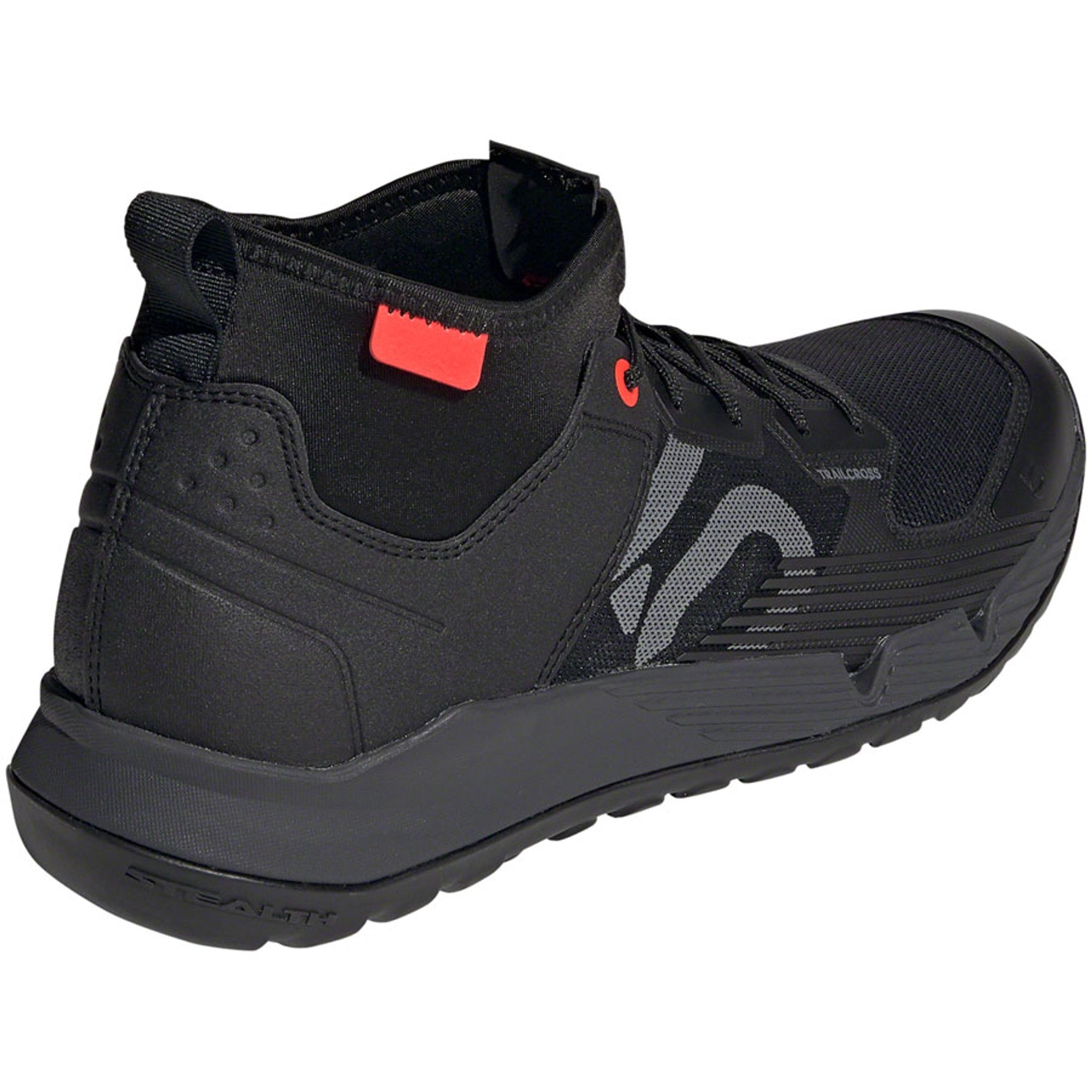 Trailcross XT Flat Shoes - Men's, Core Black / Grey Four / Solar Red