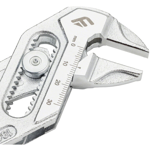 Adjustable Pliers