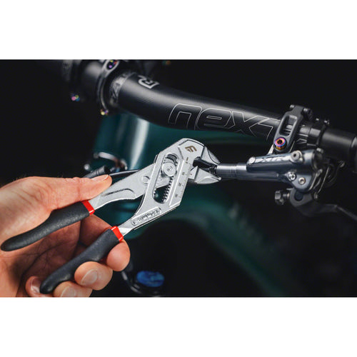 Adjustable Pliers