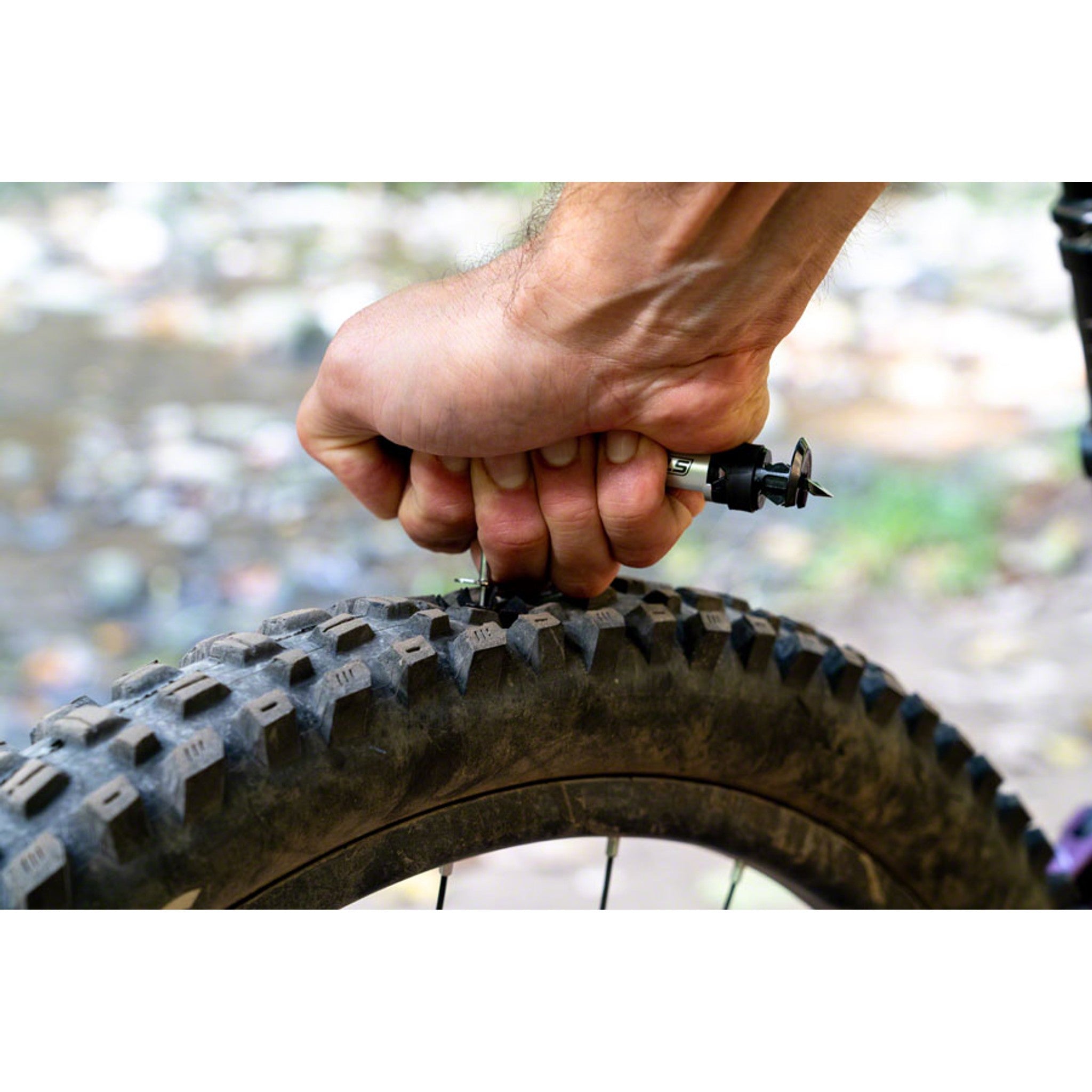 Incredible Dart Tubeless Repair Tool